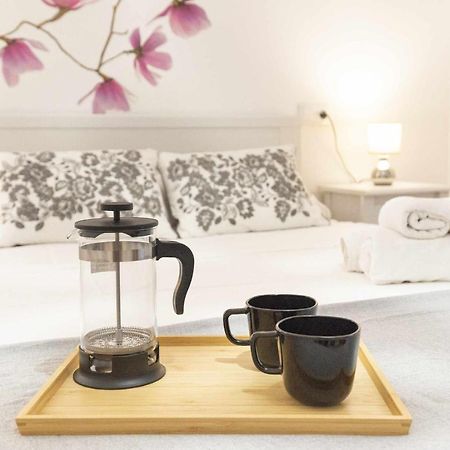 Apartamento San Juan Vintage Malaga Luaran gambar